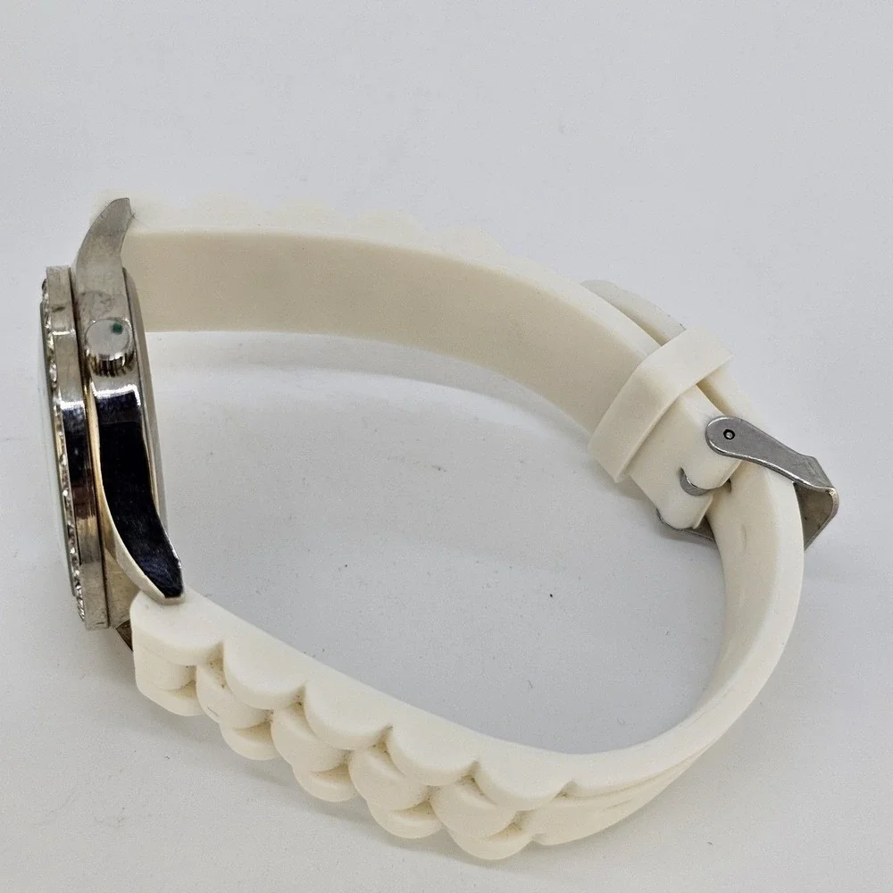 38MM Women's Watch White Dial Crystal Bezel White Plastic Bands New‎ Battery